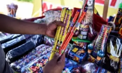 Cohetes lesionan a 4 personas, una resulta con traumatismo en un ojo: Cruz Roja