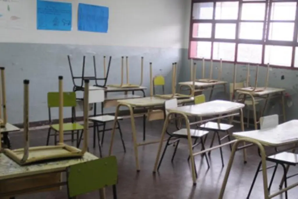 Sindicatos del magisterio de Veracruz convocan a paro de labores este miércoles si no les pagan la quincena