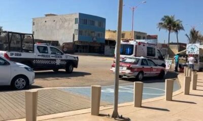 Par de estudiantes a punto de morir ahogadas en playa de Coatzacoalcos; fueron rescatadas por un migrante