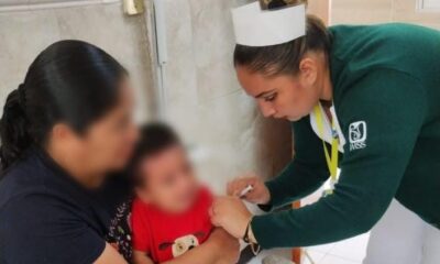 Avanza IMSS Veracruz Sur en campaña de   Vacunación invernal contra Influenza y COVID-19