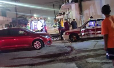 Presuntamente huían de una patrulla y acabaron chocando contra taxi en la Tacoteno