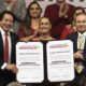 Claudia Sheinbaum recibe constancia como candidata presidencial por Morena