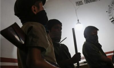 Niños de José Joaquín de Herrera, en Guerrero, reciben armas para defenderse del crimen organizado