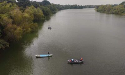 Muchacho de escasos 17 años se arroja del puente al río Pánuco 