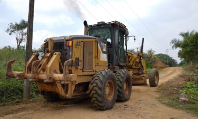 H. Ayuntamiento de Cosoleacaque efectúa trabajos de revestimiento en la localidad de Nacaste