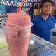 Incremento en azúcar impacta en costos de nieve, producto con alta demanda en Minatitlán