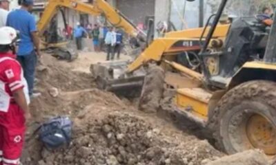 Tres trabajadores quedan sepultados a 8 metros bajo tierra en Oaxaca; activan rescate