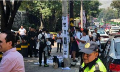 Activistas protestan por maltrato animal en embajada china; aseguran que influencers torturan y comen carne de gato