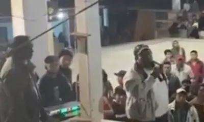 Exhiben a menor de edad colgado acusado de robar