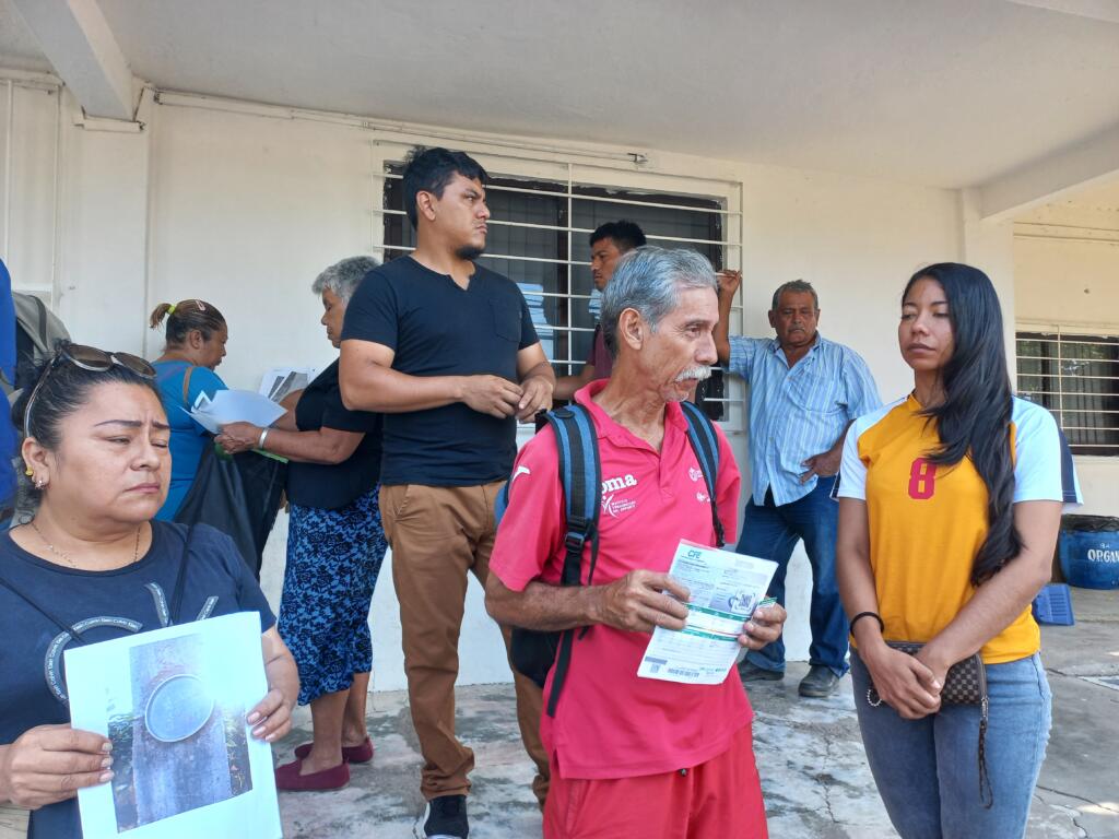 Banda de asaltantes en CFE: acusan Vecinos de Cosoleacaque