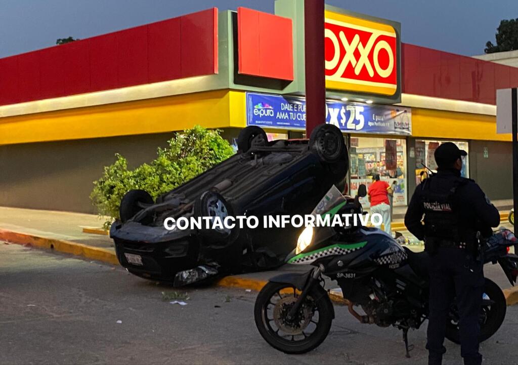 Aparatosa volcadura en Cerro Alto; un detenido por el accidente