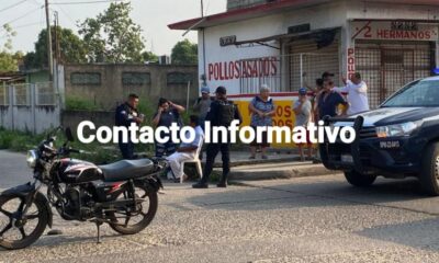 VIDEO | Conductora impacta a motociclista y se da a la fuga 