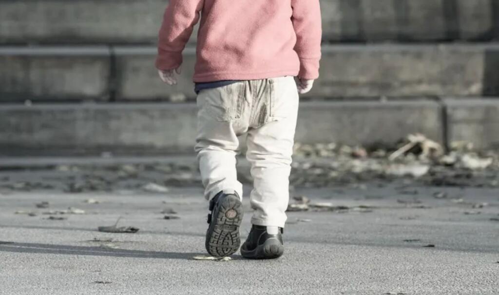 ¡Abandonan a niña de tres años en Coatzacoalcos, Ver.!