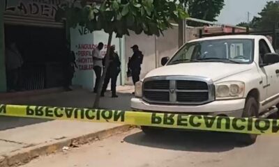Balean camioneta de CFE  para impedir corte y cobro