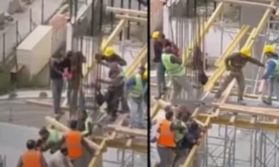 Albañiles protagonizan acalorada pelea desde una gran altura en plena construcción