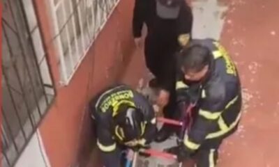 Niño cae desde una azotea en Tepito mientras volaba un papalote; bomberos los rescatan
