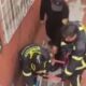Niño cae desde una azotea en Tepito mientras volaba un papalote; bomberos los rescatan