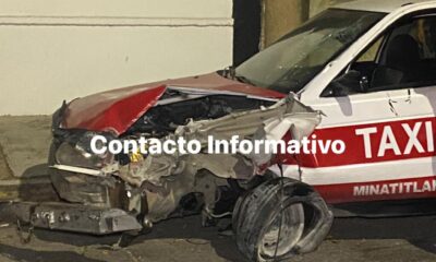 Fuerte choque protagonizó el taxi 2565 de Minatitlán