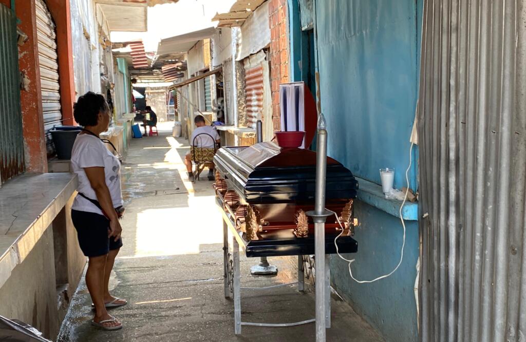 Piden apoyo para gastos fúnebres de abuelito que falleció por golpe de calor