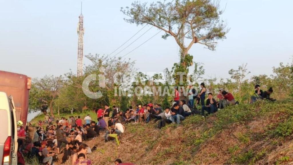 Abandonaron a 500 migrantes en Cosoleacaque