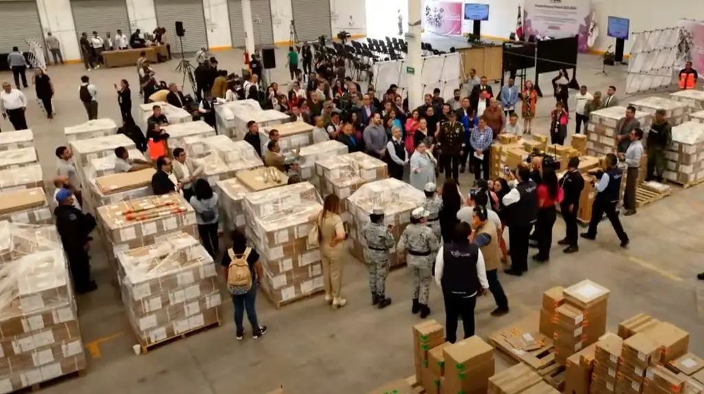 Inicia INE distribución de más de 317 millones de boletas electorales para el 2 de junio