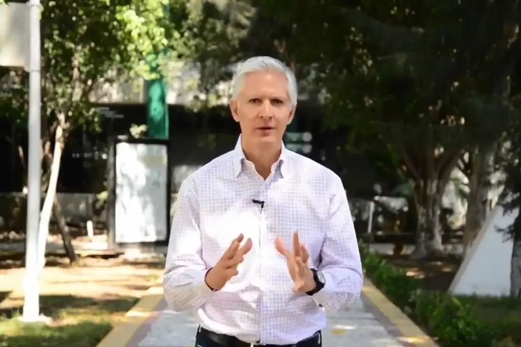 PRI expulsa al ex gobernador Alfredo del Mazo