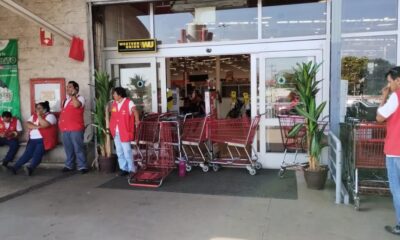 ‼️Empleados de «Soriana» #SanAndrésTuxtla en manifestación por raquítico reparto de utilidades‼️