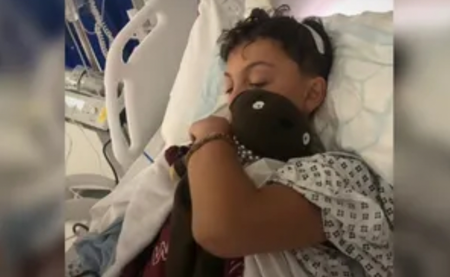 Médicos le dijeron que sus ataques de pánico eran por usar mucho el celular; en realidad eran por un tumor cerebral