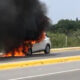 Camioneta se incendia con mujer y sus dos hijos a bordo en José Musa de León, Saltillo