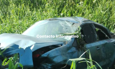 ¡Aparatosa volcadura en Las Matas!