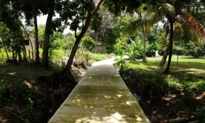 Avanza construcción de canal pluvial en el barrio Primero.