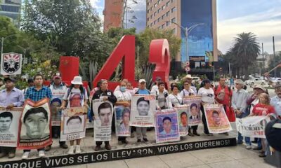 A un mes del décimo aniversario del caso Ayotzinapa, familiares de los 43 normalistas reafirman acusaciones contra el Ejército