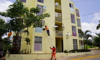 El H. Ayuntamiento de Cosoleacaque renueva imagen de los edificios del fraccionamiento Los Mangos.