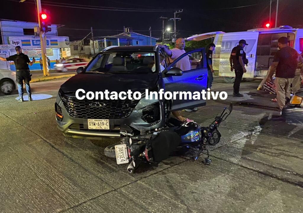 Encontronazo entre moto y camioneta en la Infonavit; un h3rido
