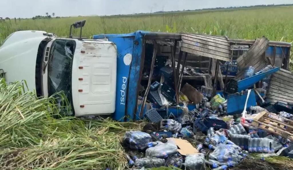 V0lcadur@ de camión de la Pepsi en carretera Minatitlán-Coatzacoalcos