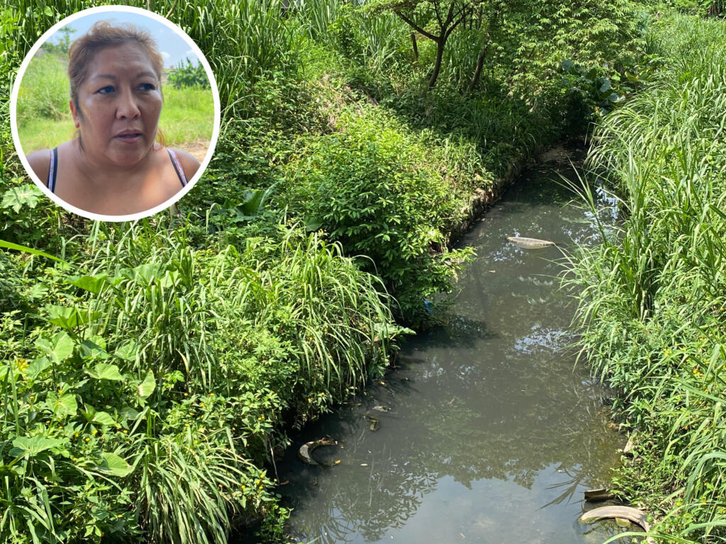 Vecinos de la calle Habana en Minatitlán, Veracruz, exigen limpieza del arroyo ante riesgo de inundaciones.