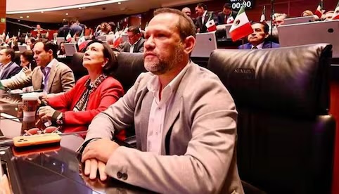 Fui r3ten!do 12 horas para estar ausente en votación de la reforma judicial, d3nuncia senador de MC