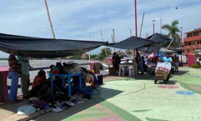 Vendedores del malecón de Minatitlán siguen sin poder volver a sus puestos después de semanas de ser removidos