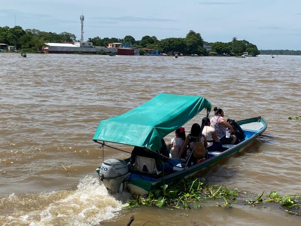 Habitantes de la Isla de Capoacán en alerta por fuertes lluvias