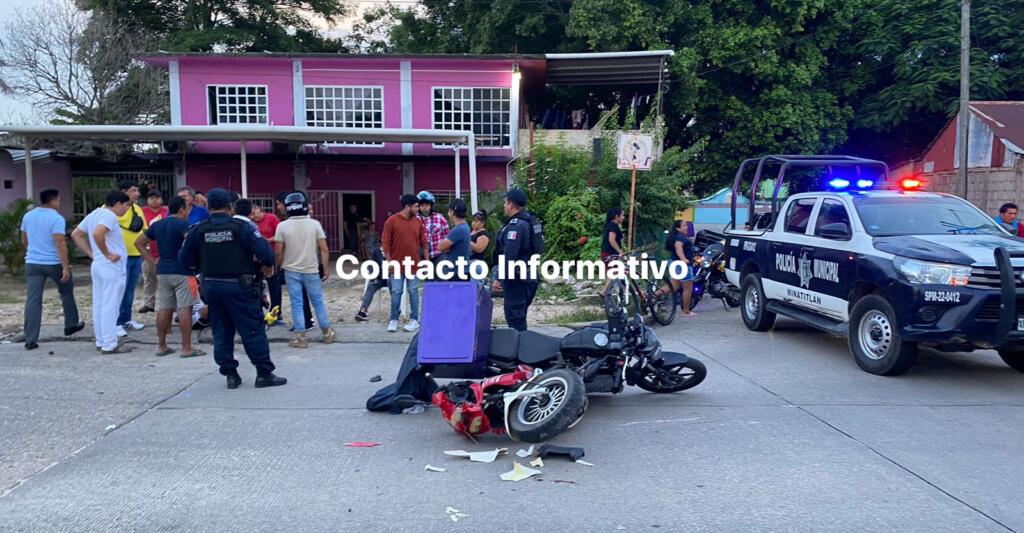Por falta de ambulancias en Minatitlán, tuvieron que trasladar a un herido de choque en moto en auto particular