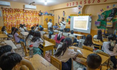 Instruyen a estudiantes para que conozcan la historia de la heroica Cosoleacaque.
