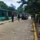 R0ban camioneta a directora de Primaría