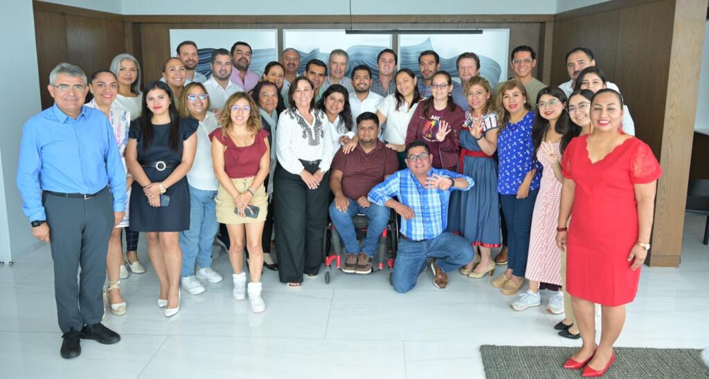 SE REÚNE ROCÍO NAHLE CON BANCADA ELECTA DE MORENA