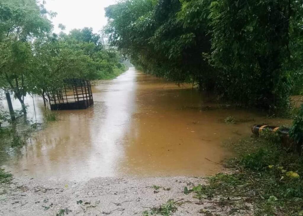 Ejidos incomunicados y un puente a punto de colapsar