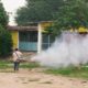 El H. Ayuntamiento de Cosoleacaque mantiene programa de fumigación para prevenir el dengue.