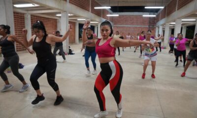 Continúan clases gratuitas de zumba en Cosoleacaque.