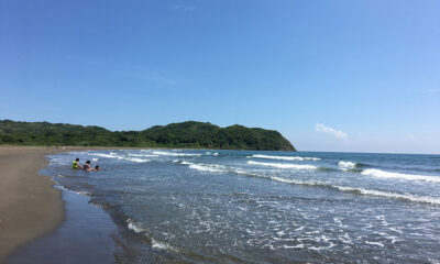 Matrimonio es arrastrado mar adentro en zona centro del estado de Veracruz; hay un muert0