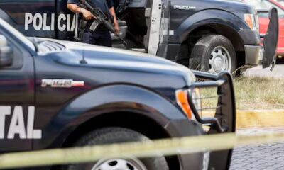 Hallan 11 cu3rpo$ en una camioneta abandonada en Chilpancingo; entre las v!ct!m@s, dos menores de edad