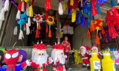 Comienza producción de piñatas navideñas en la tradicional «Calle de las Piñatas» en Minatitlan