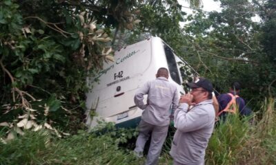 Dos l3sion4dos por acc!dent3 de camión urbano